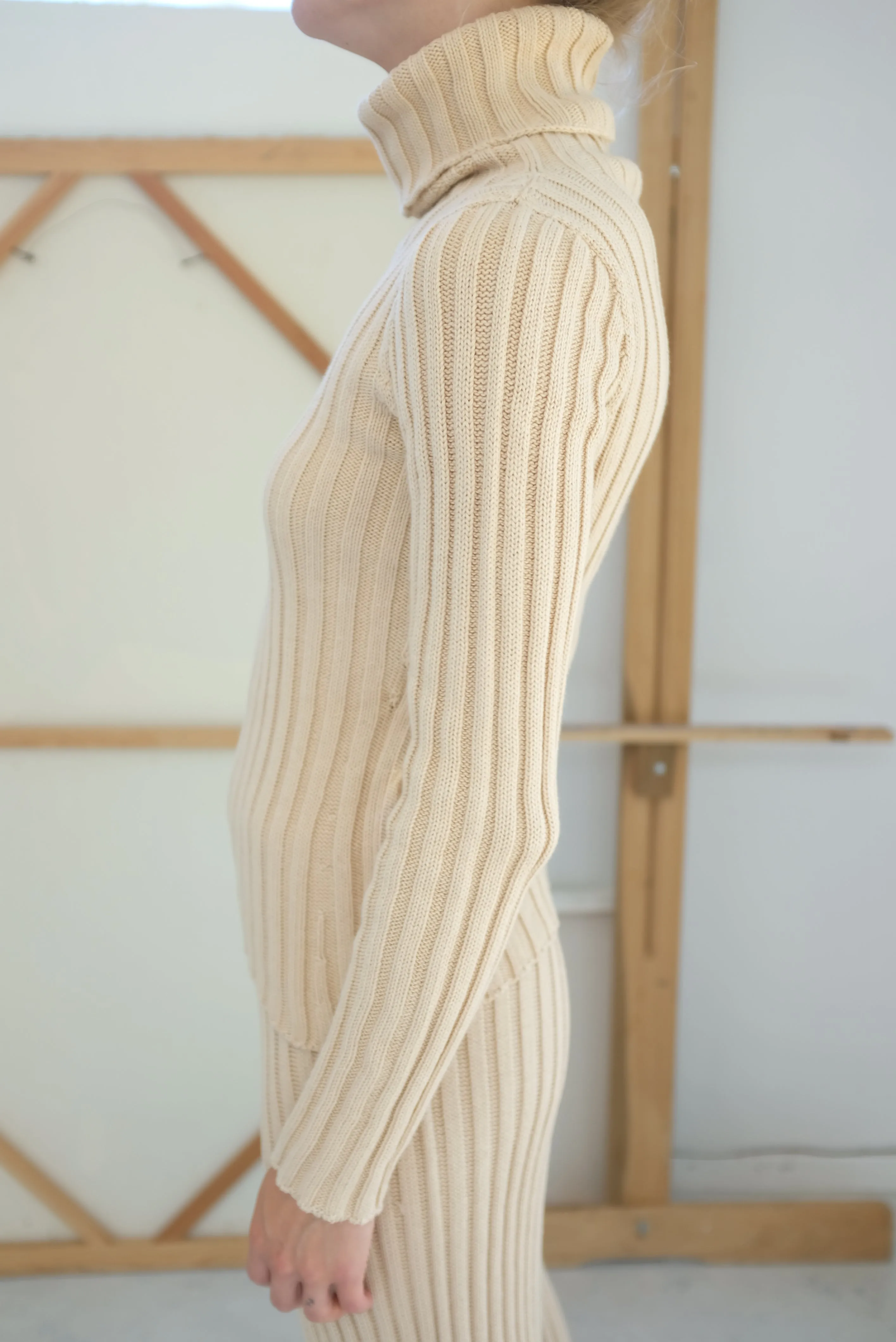 Baserange Samin Turtleneck Corda