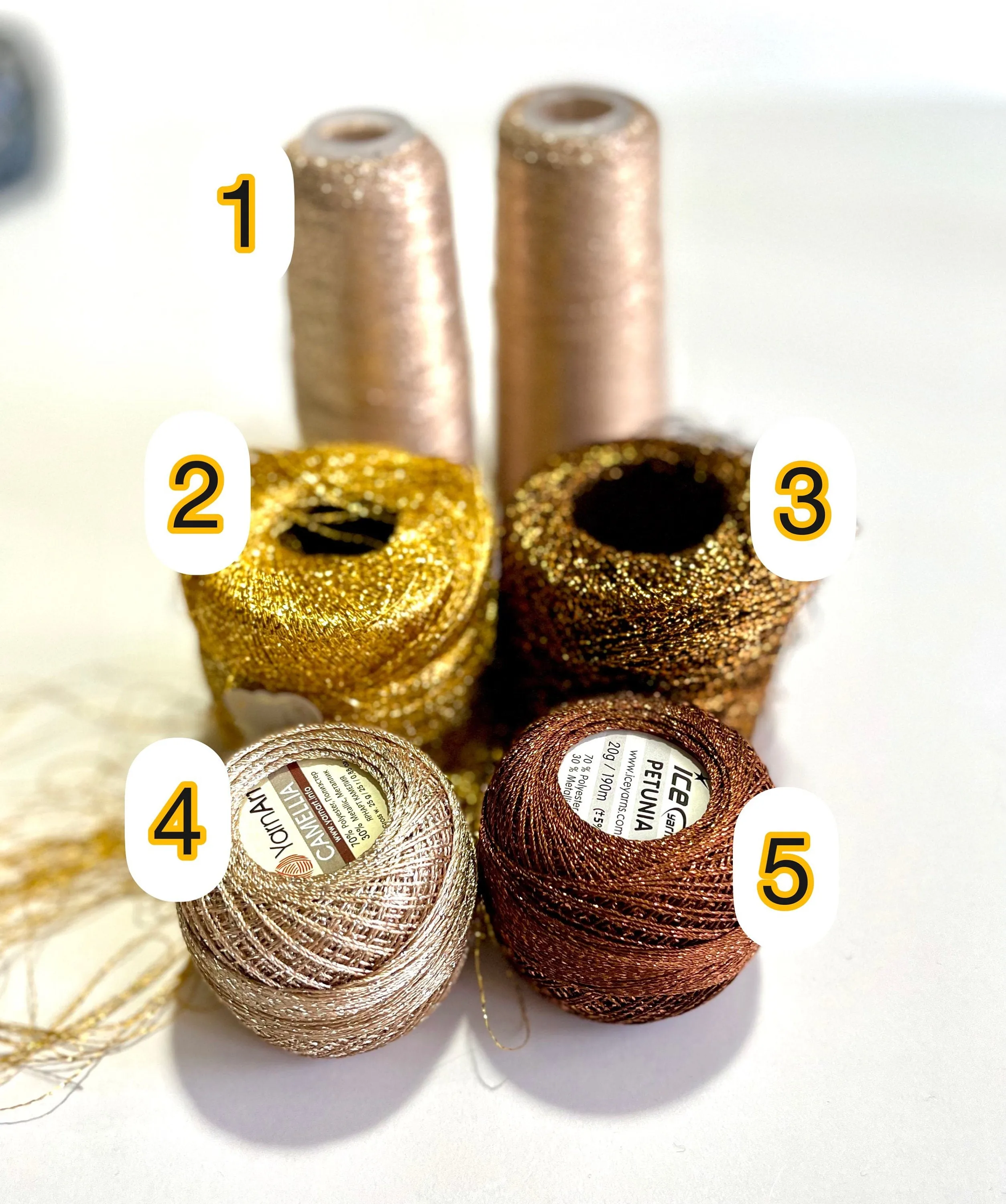 Lurex Yarn, Shining Glitter Metallic Knitting Yarn, Sparkle Thread for Felting, Knitting, Crochet, Scrapbooking, Junk Journals, Weaving
