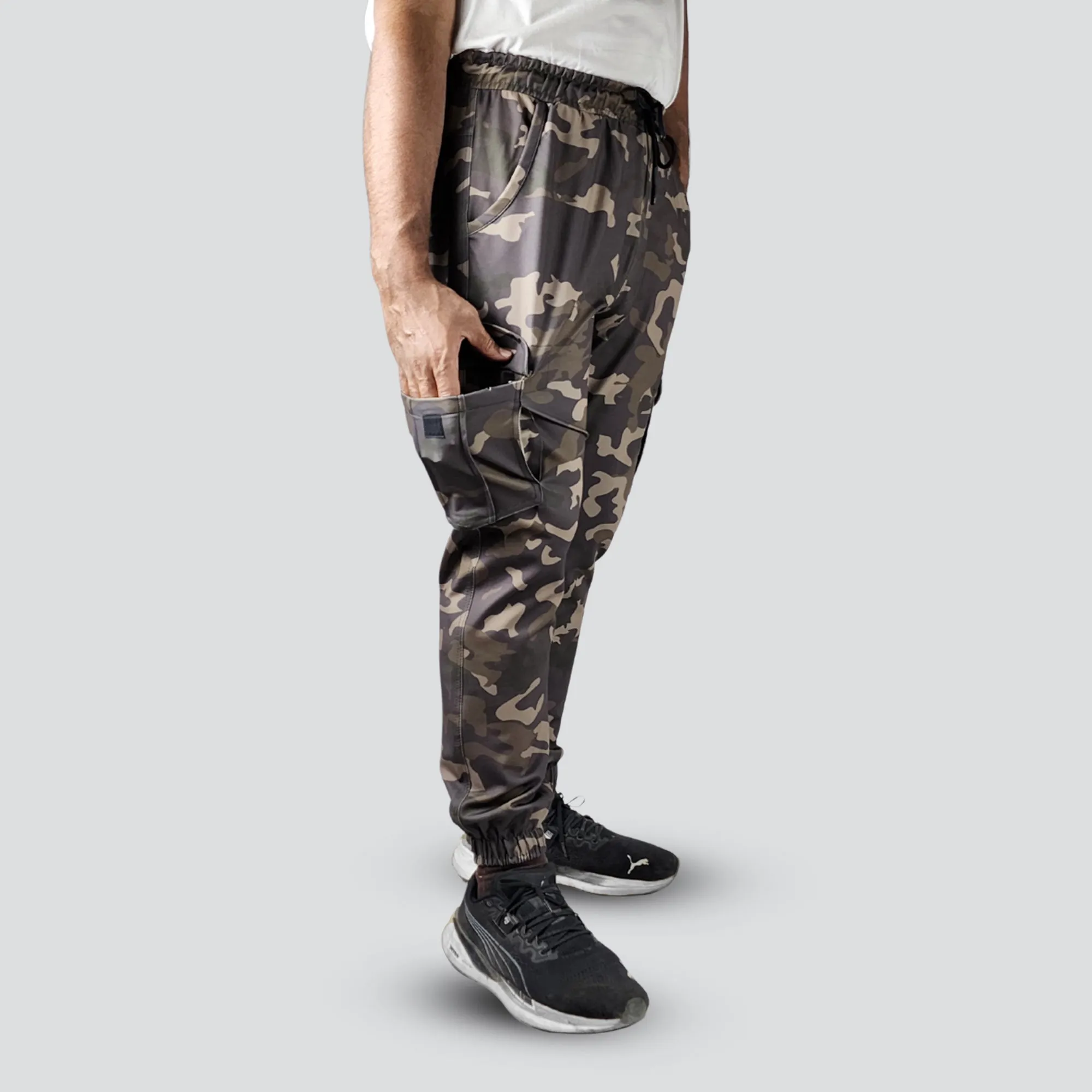 Men's Camo Cargo Pants With 6 Pockets - Green