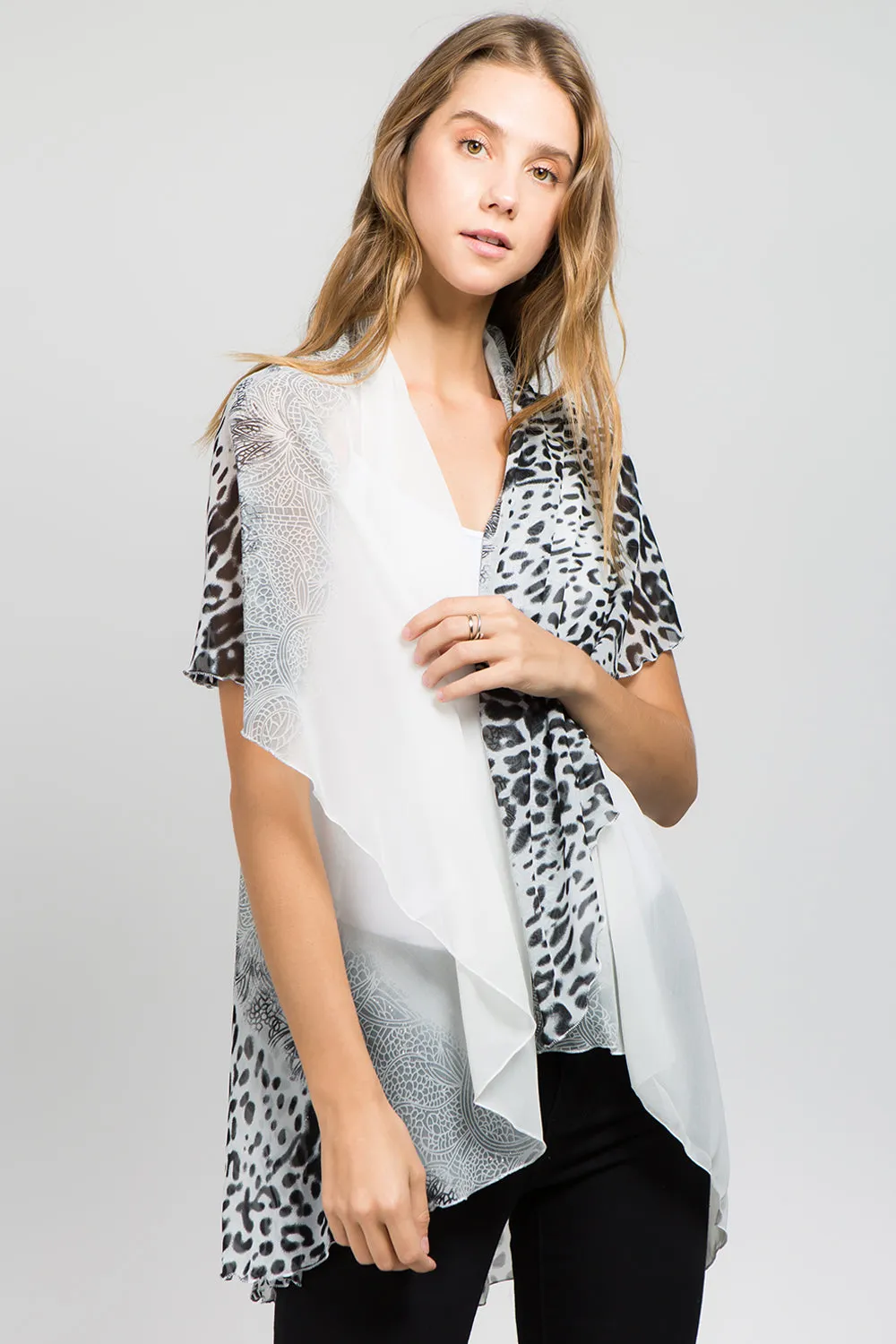 PN-09 leopard & solid vest