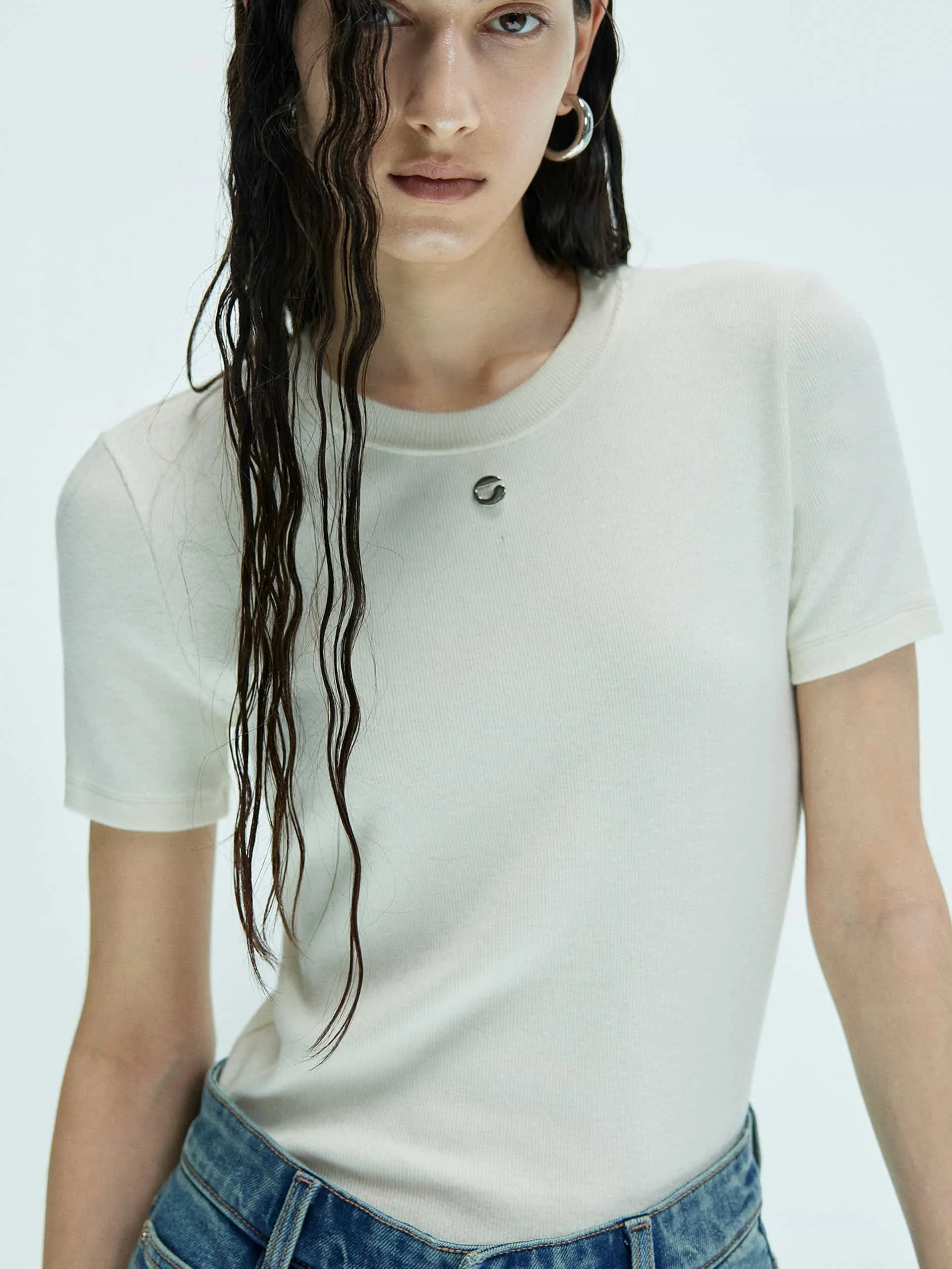 Round Neck Knitted T-shirt