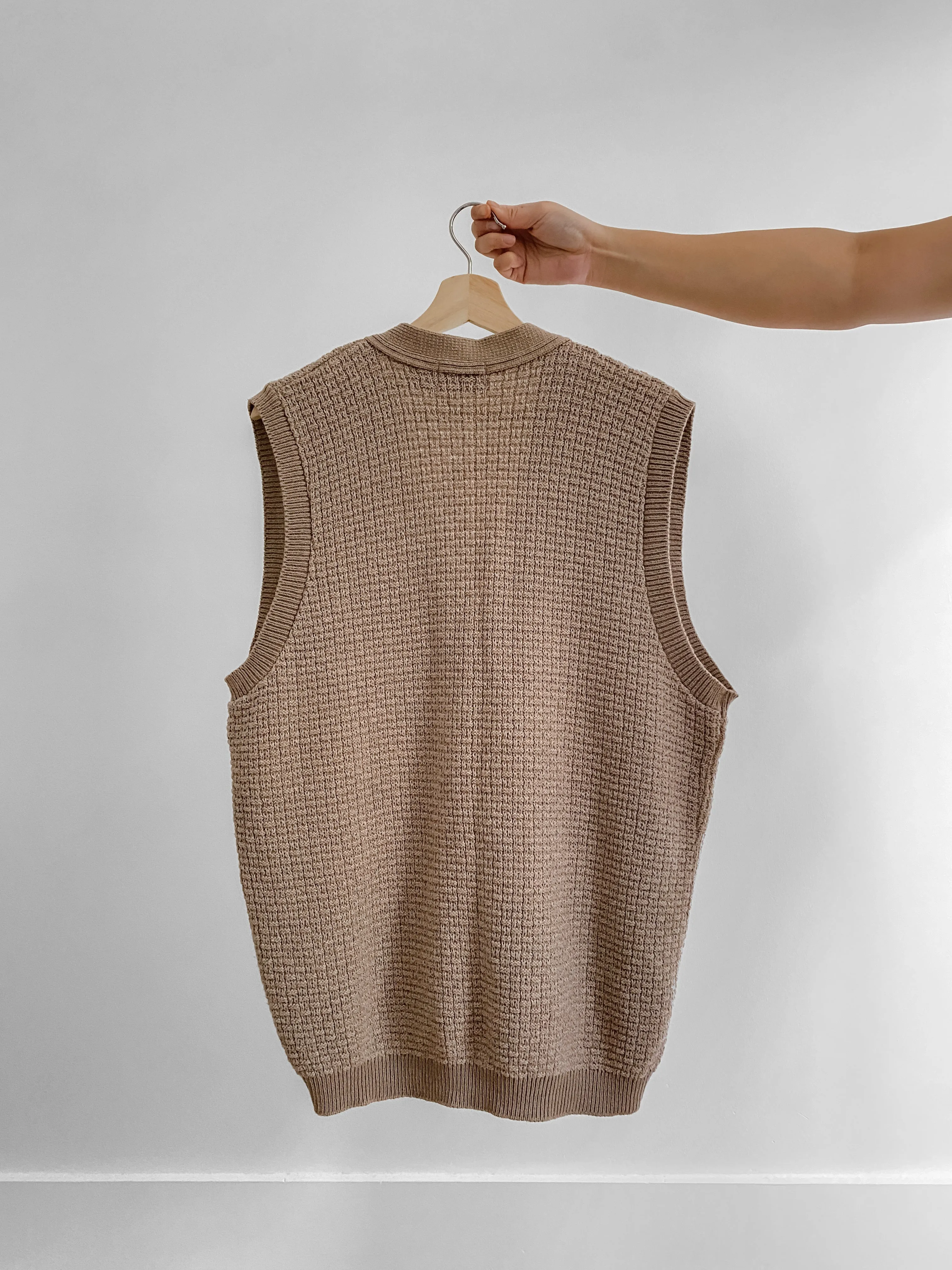 Vintage Basketweave Sweater Vest (XL)