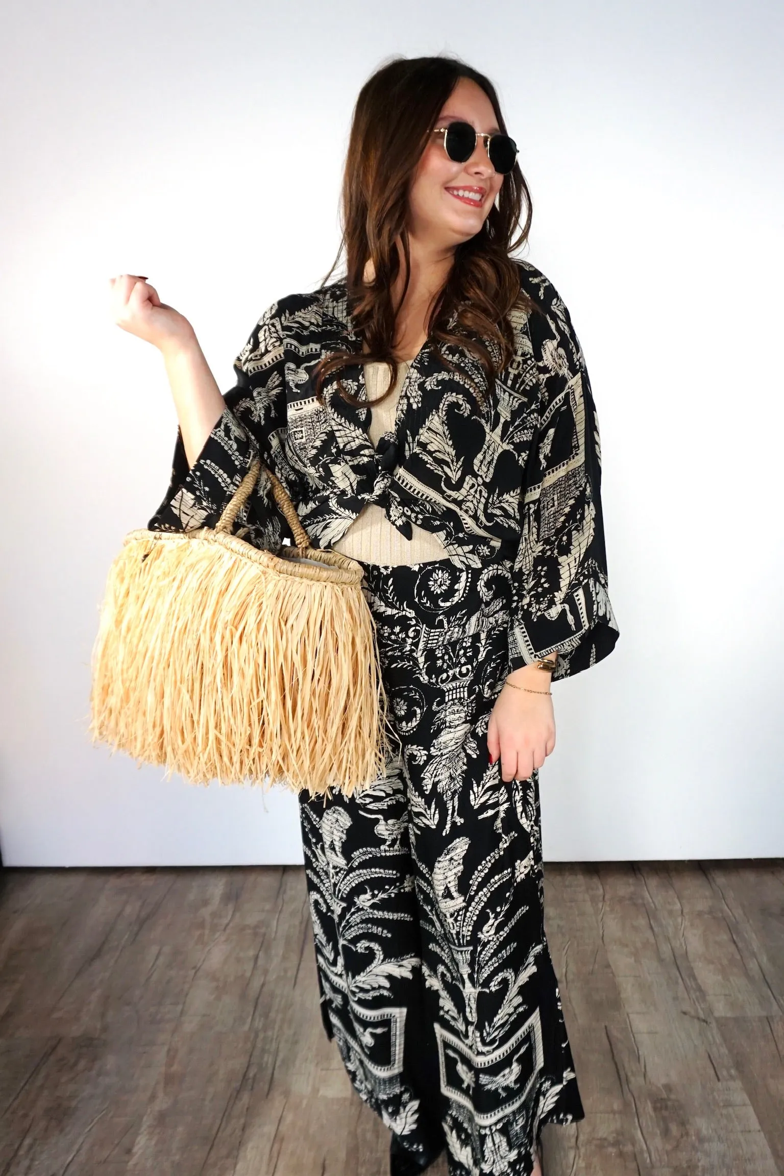 Vintage Damask Black Short Kimono