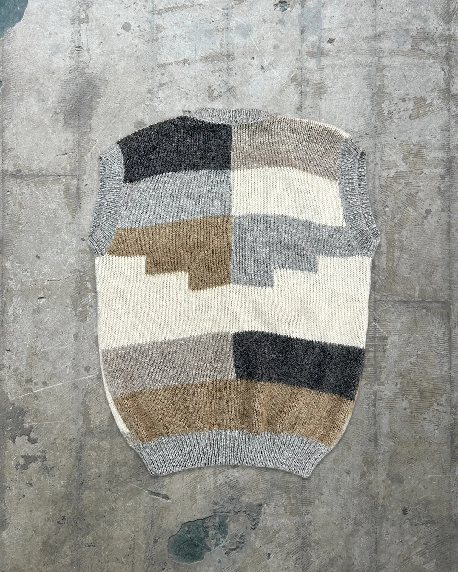 Vintage Handmade Patterned Knitted Vest - M